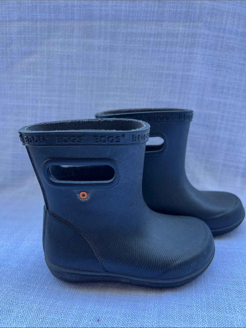 Bogs Kids Black Pull-On Waterproof Rain Boots with Built-In Handles Toddler Size - Picture 2 of 6